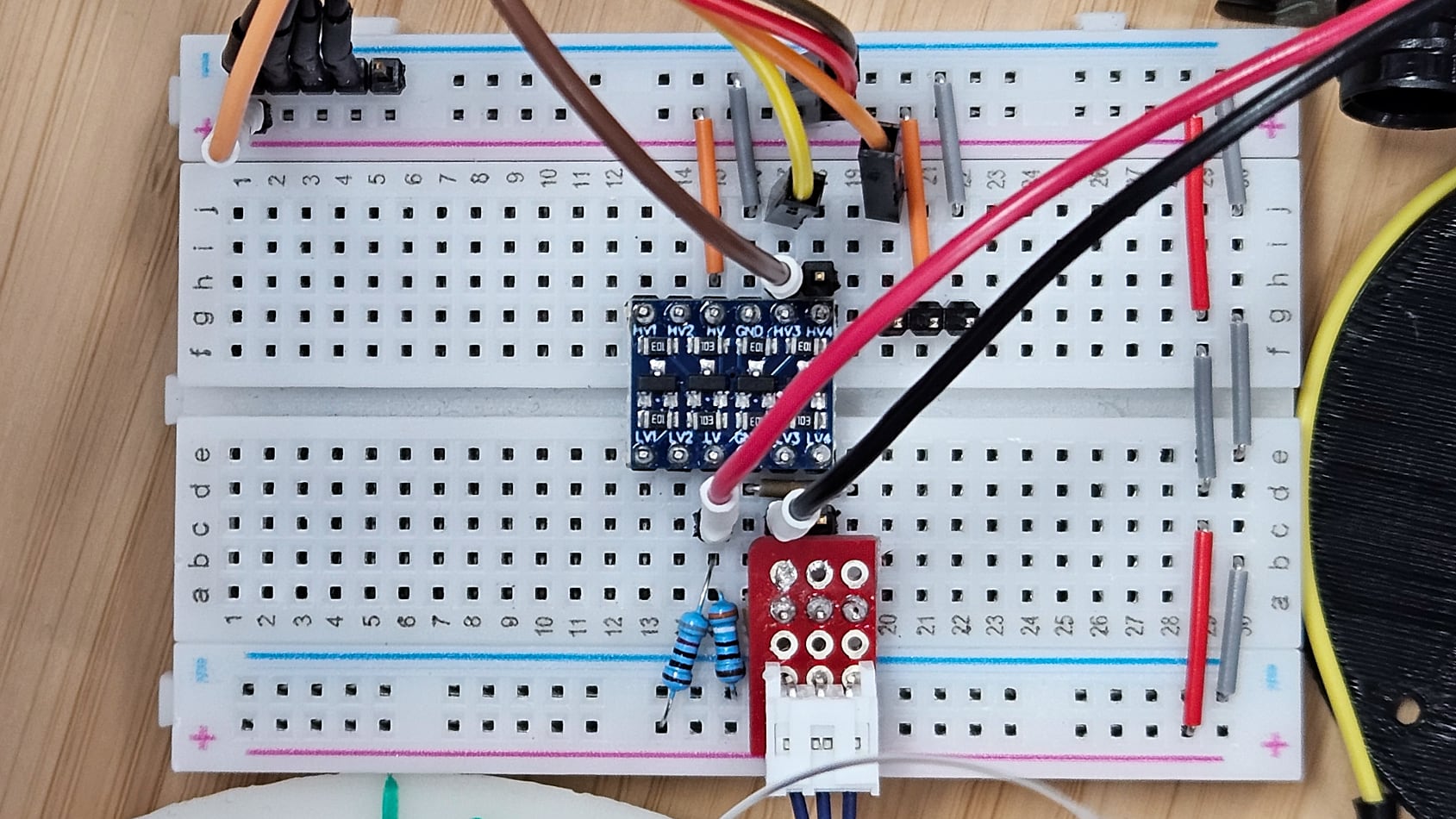 Level shifter circuit between XVS at 1.8v and Pi GPIO at 3.3v